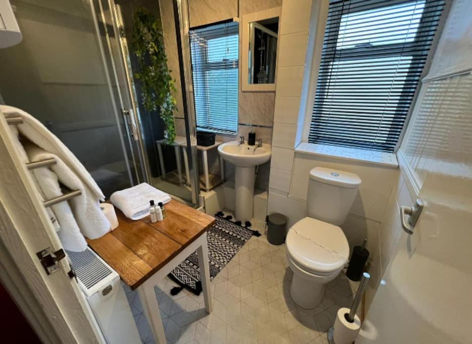Cosy Private Accommodation In Corsham, Near Bath Ngoại thất bức ảnh