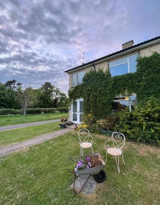 Cosy Private Accommodation In Corsham, Near Bath Ngoại thất bức ảnh